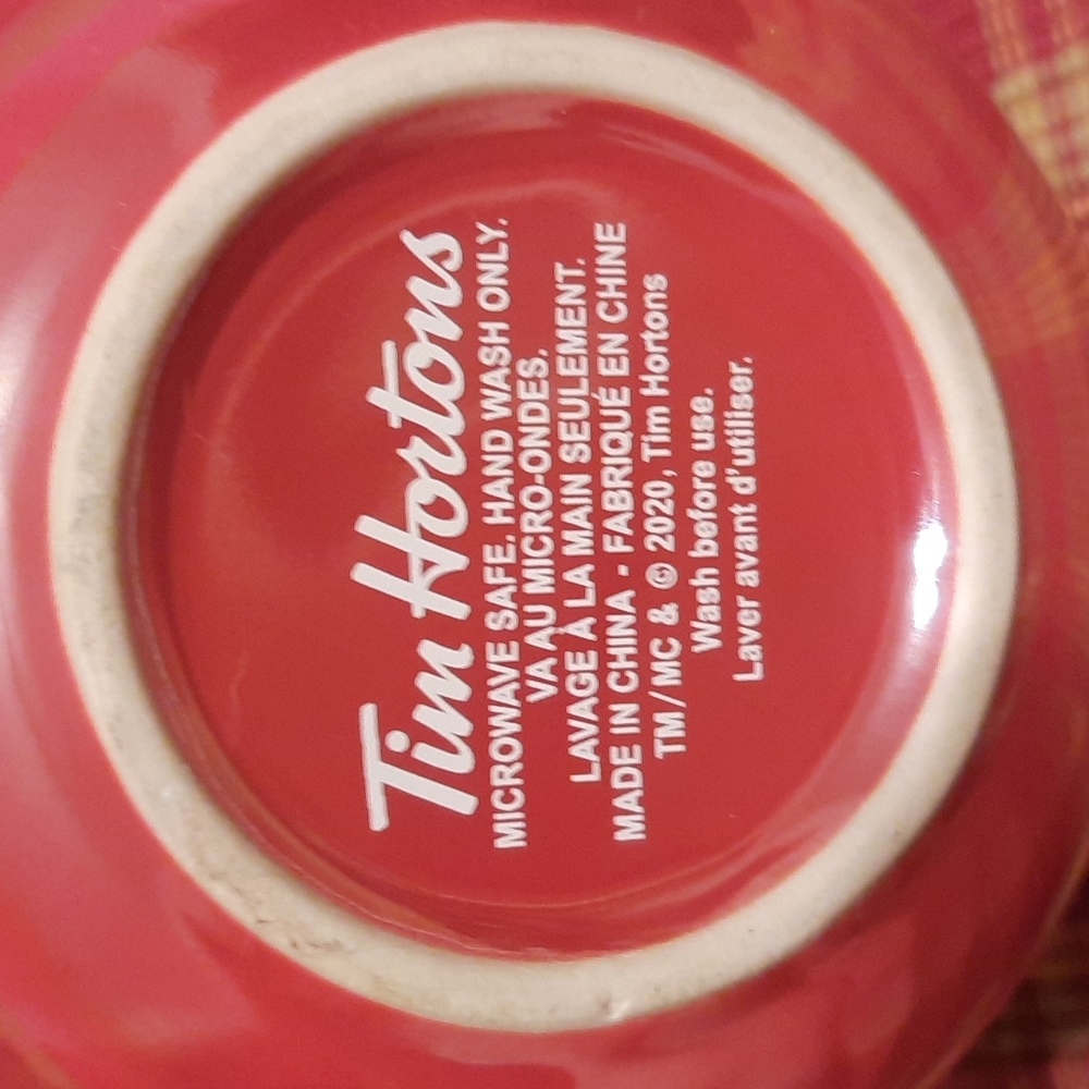 Tim Hortons mugs - Picture 3 of 5